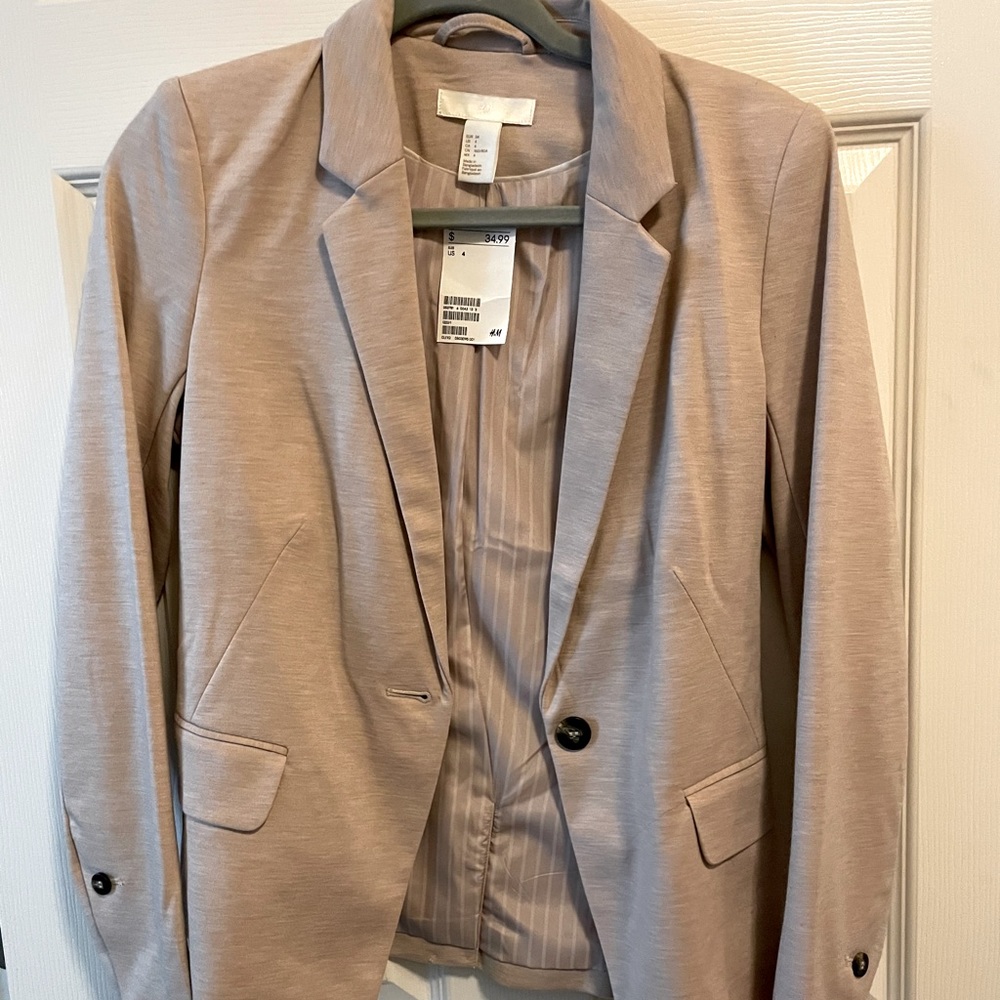 Blazer, new, size 4